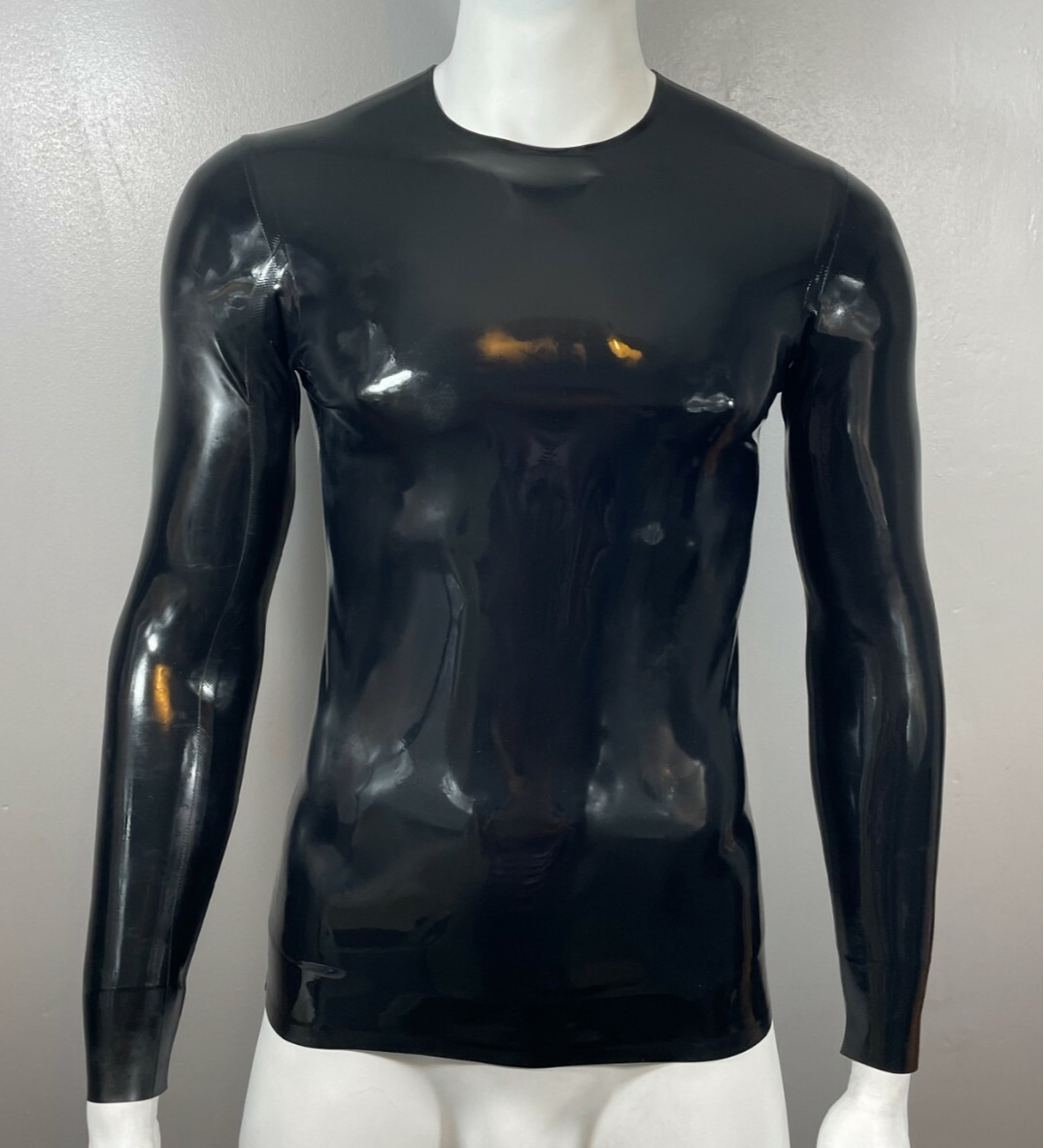 Rubber Latex Crew neck long sl - Anime Merchandise Clothes recensie en prijs